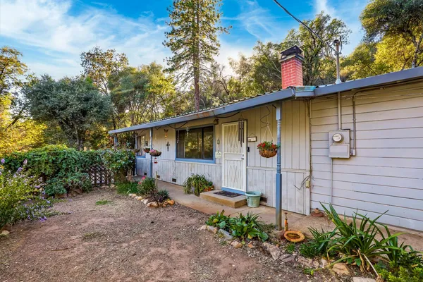 $379,000 | 9174 State Rte 26, Mokelumne Hill, CA 95245