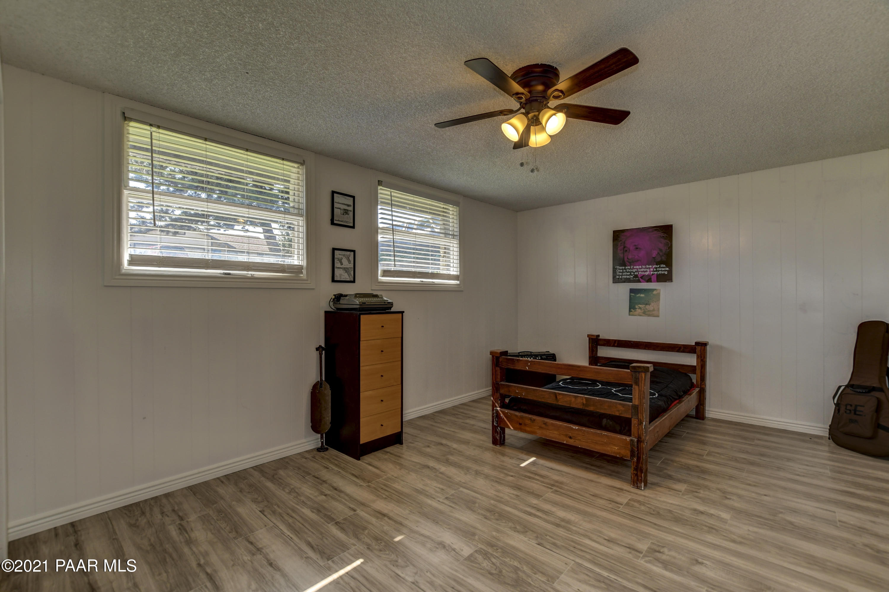 4750 North Meixner Road Prescott Valley, AZ 86314 - Photo 25 of 38 25-Guest-Bedroom