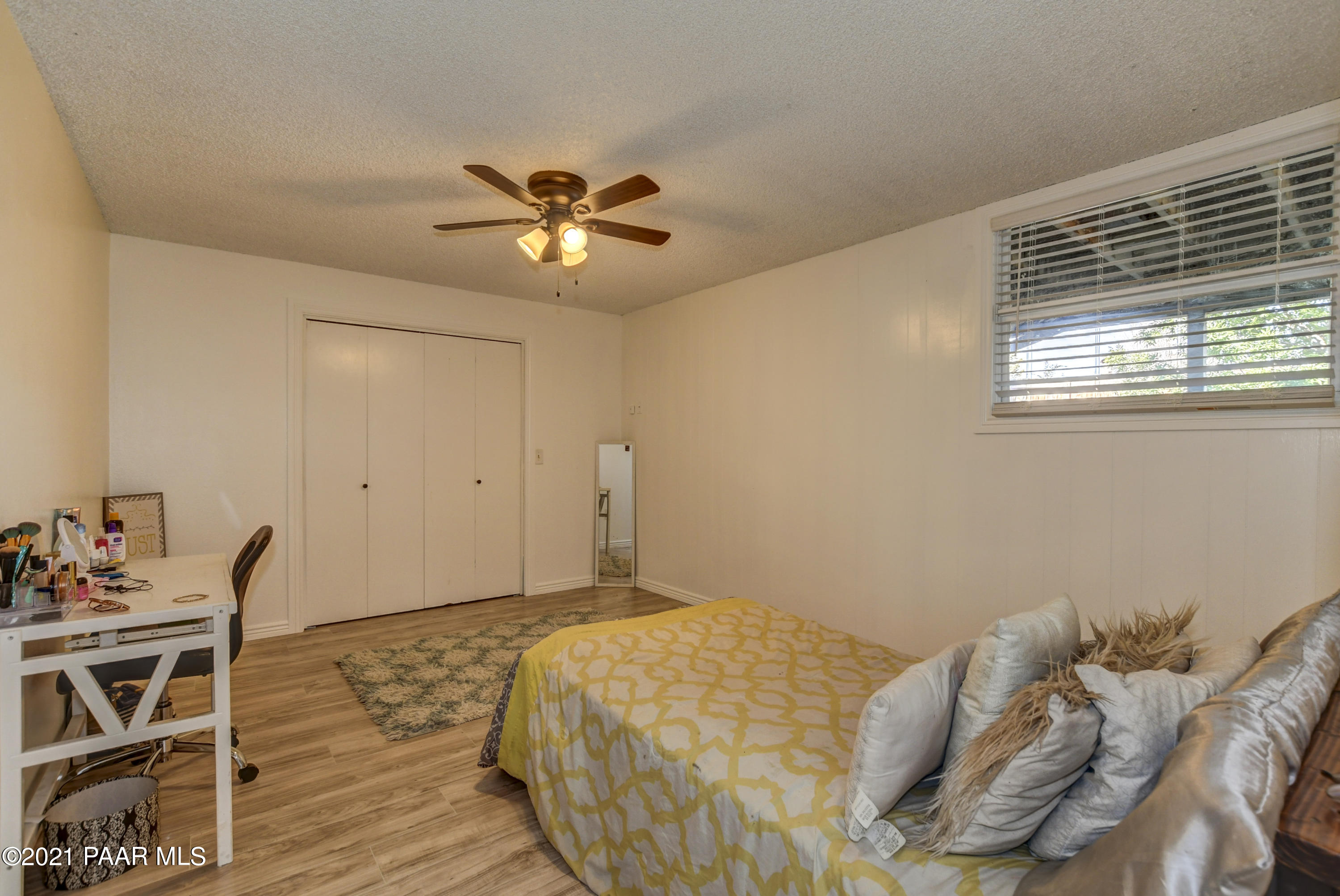 4750 North Meixner Road Prescott Valley, AZ 86314 - Photo 26 of 38 26-Guest-Bedroom