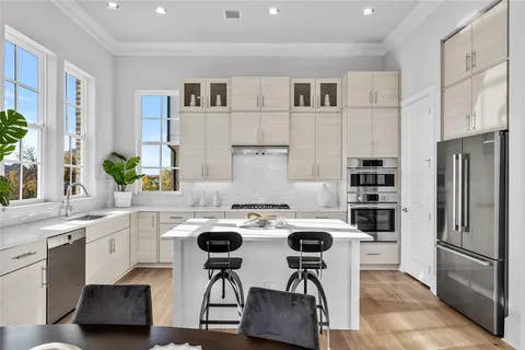 $654,900 | 4613 Greenborough Lane, Dallas, TX 75219