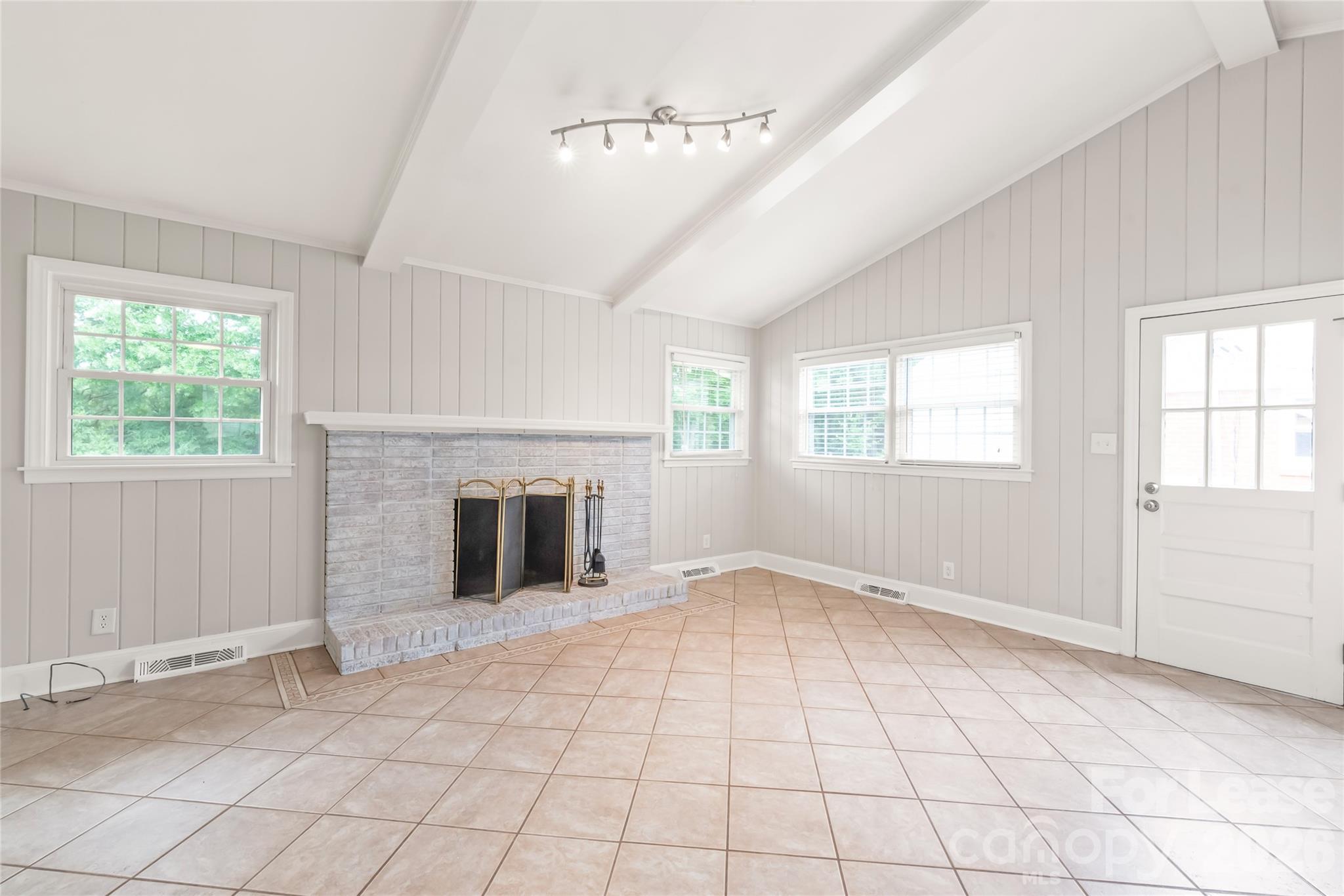 6338 Montpelier Road Charlotte, NC 28210 - Photo 15 of 33