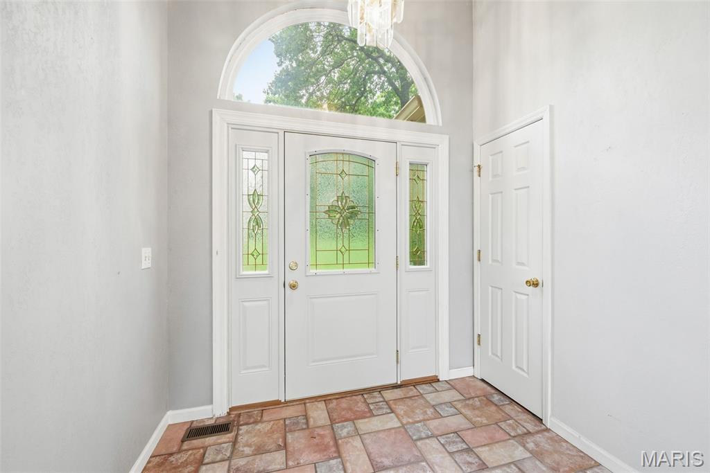 5063 Oak Bluff Drive High Ridge, MO 63049 - Photo 10 of 90