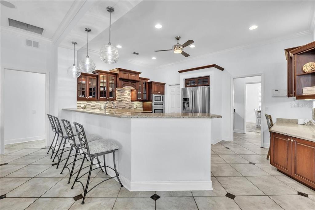 709 Country Meadows Way Bradenton, FL 34212 - Photo 19 of 97