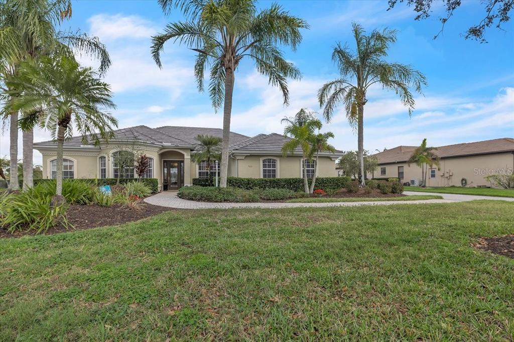 709 Country Meadows Way Bradenton, FL 34212 - Photo 4 of 97