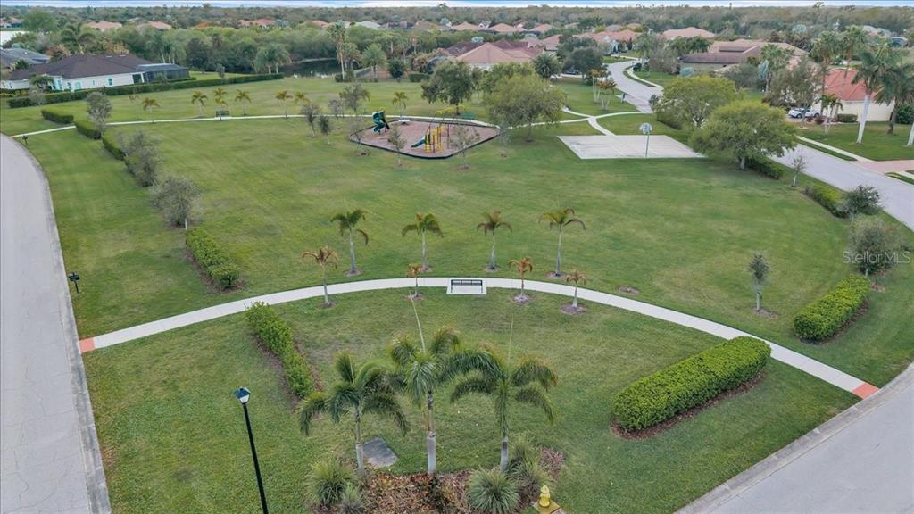 709 Country Meadows Way Bradenton, FL 34212 - Photo 93 of 97