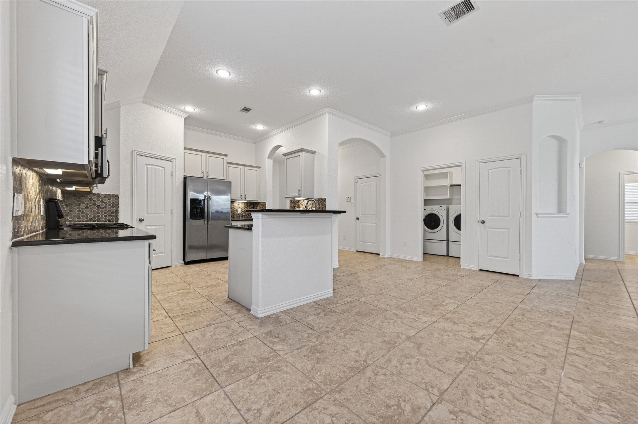 7022 Genesis Cove Court Spring, TX 77379 - Photo 9 of 33