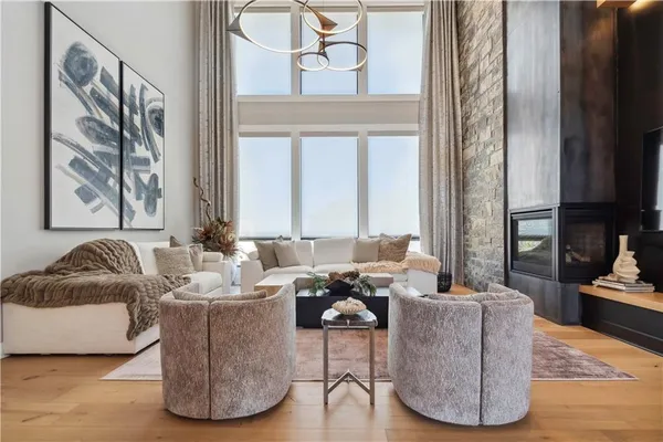 $2,150,000 | 17329 Larsen Street, Overland Park, KS 66221
