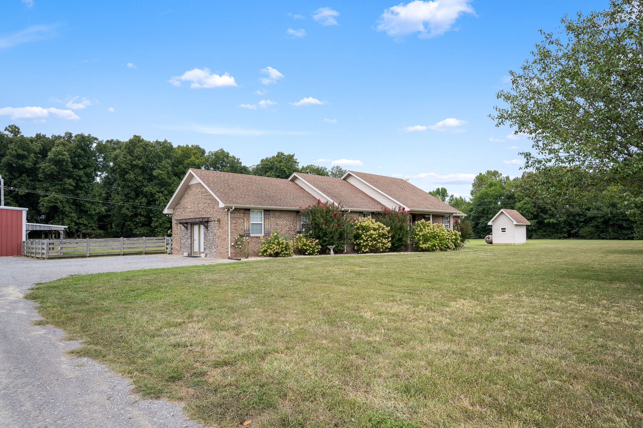 223 Rich Road Unionville, TN 37180 - Photo 4 of 84 Gallery Image 4
