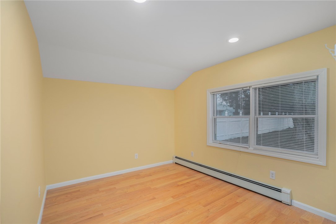 37 Ridge Road East Greenwich, RI 02818 - Photo 13 of 25 Gallery Image 13