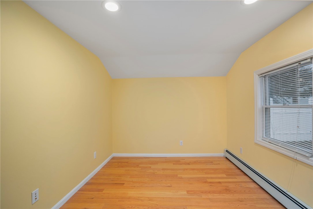 37 Ridge Road East Greenwich, RI 02818 - Photo 14 of 25 Gallery Image 14