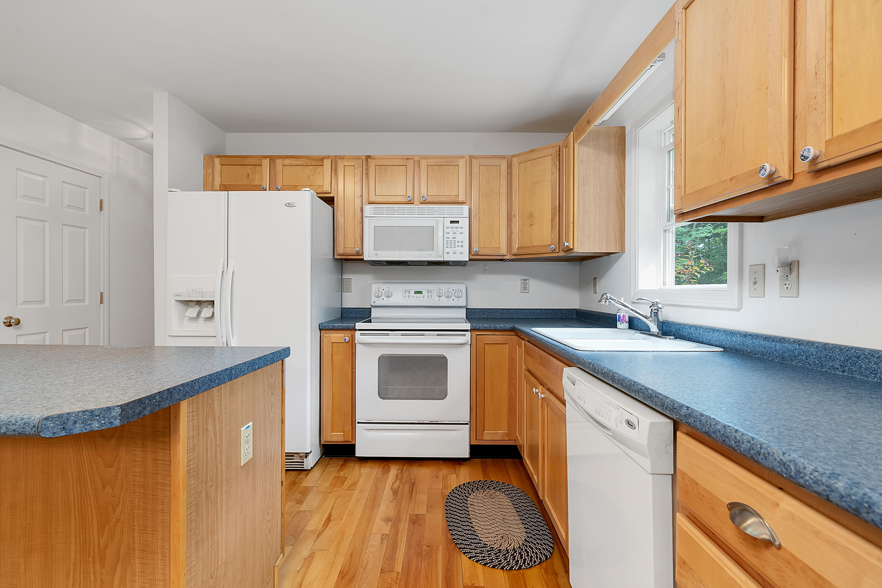 31 Back Eighty Road Boothbay, ME 04537 - Photo 13 of 35 13