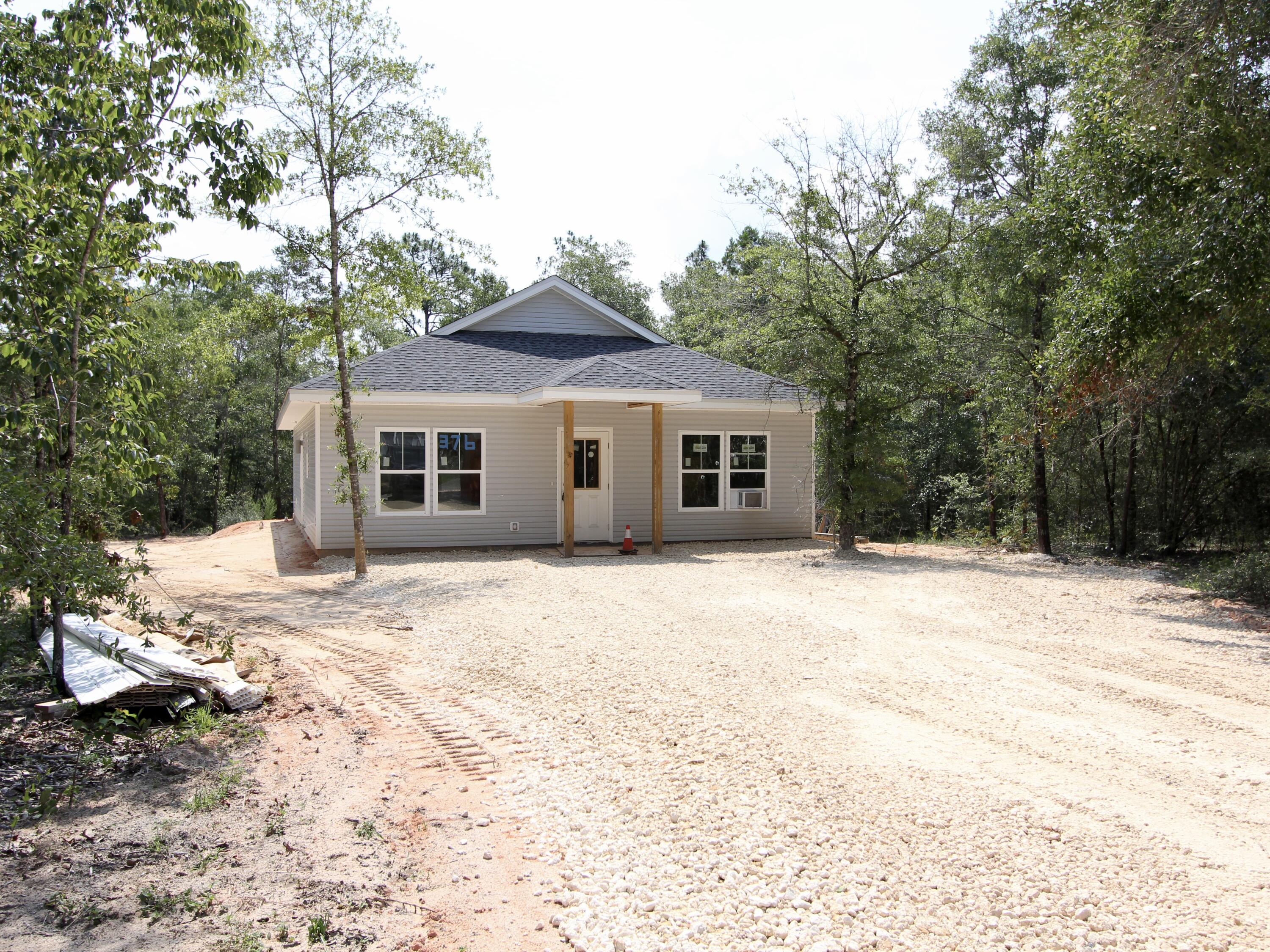 376 West Michaelangelo Road DeFuniak Springs, FL 32433 - Photo 5 of 28 IMG_8404