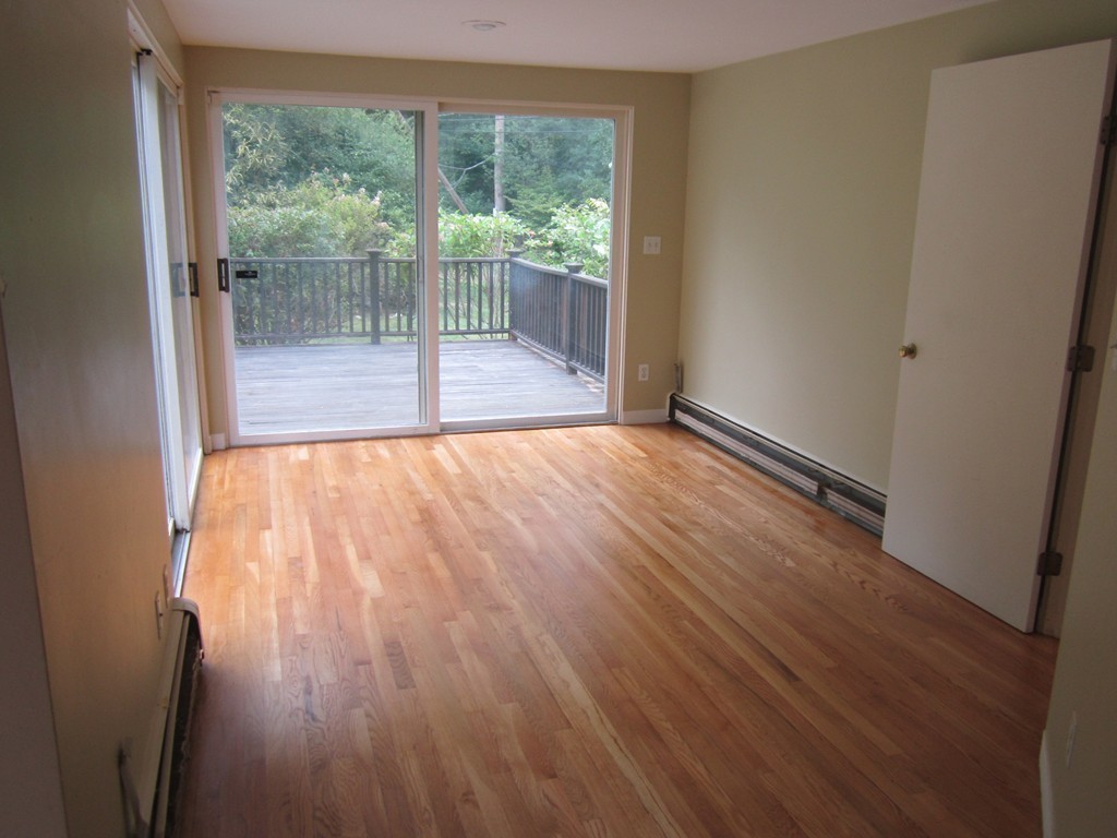 261 Belknap Road Framingham, MA 01701 - Photo 13 of 30 Gallery Image 13