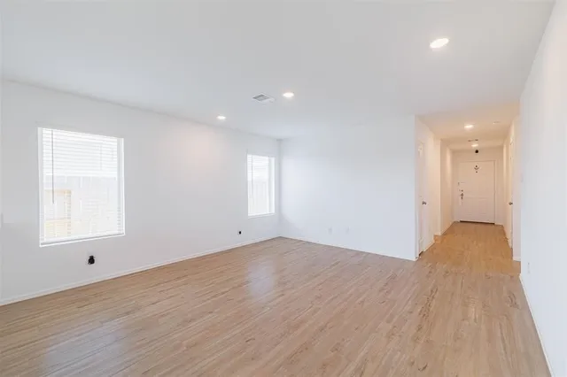 $1,998 | 3110 Spanish Oak Lane, Bedford, NH 03110