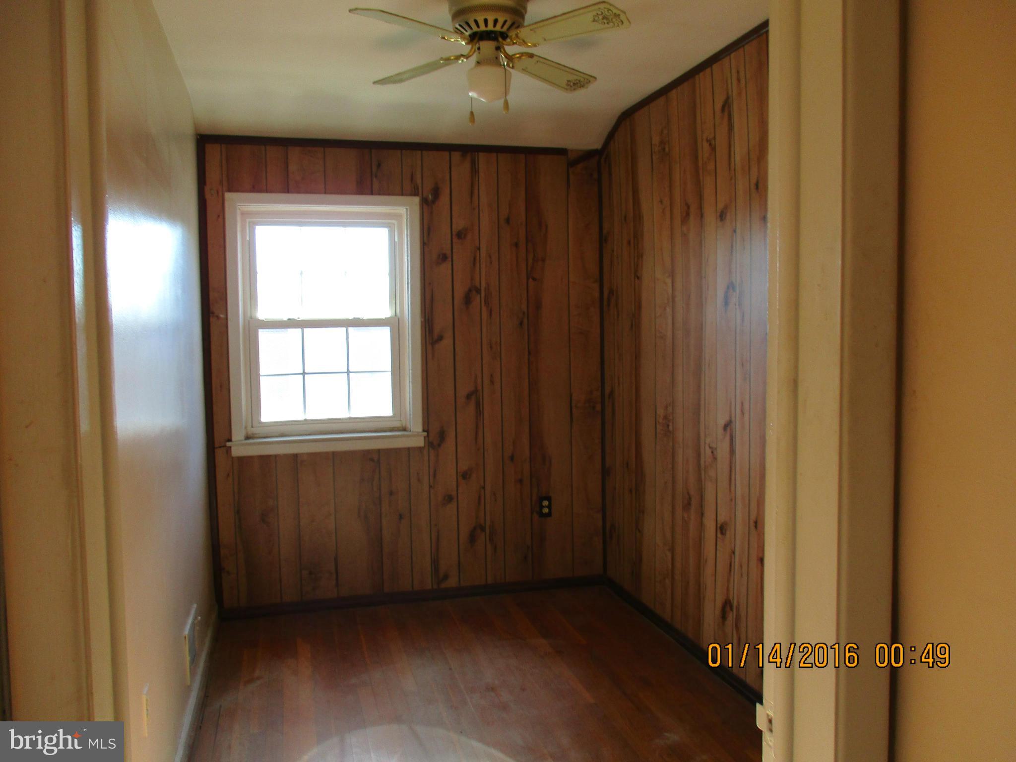 2706 Norfen Road Baltimore, MD 21227 - Photo 6 of 10 a view of an entryway