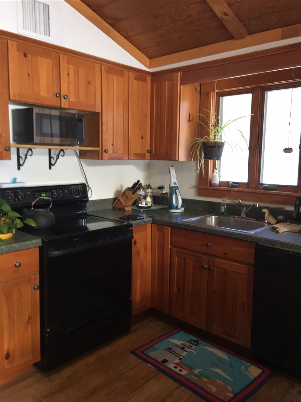 271 Chalk Pond Road Newbury, NH 03255 - Photo 8 of 11