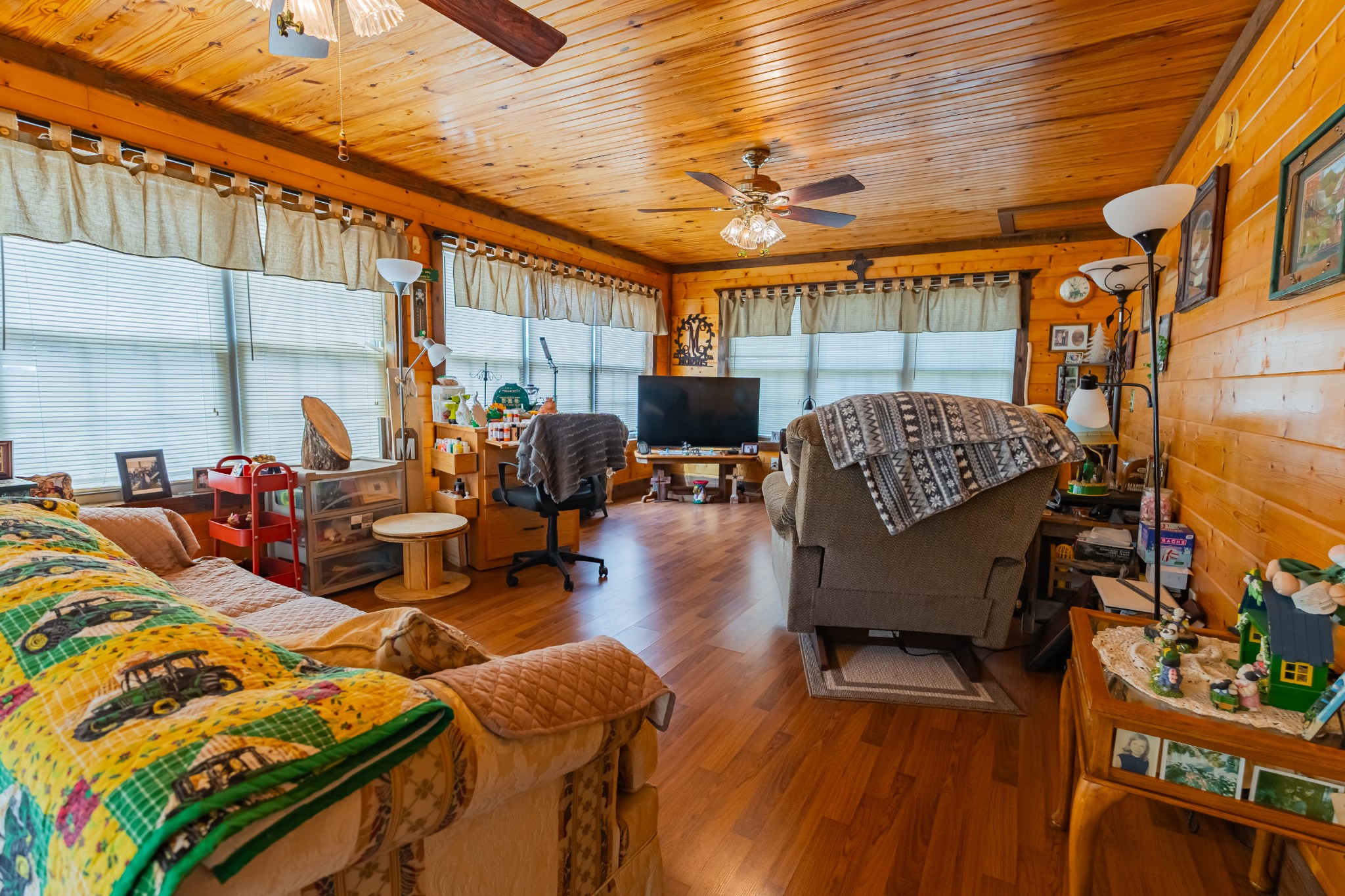 4012 Payne Cove Road Pelham, TN 37366 - Photo 27 of 45