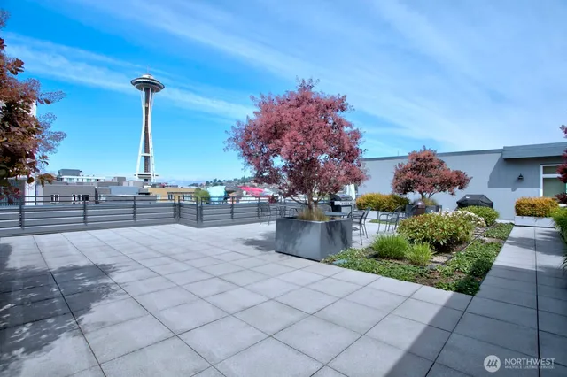 $699,900 | 699 John Street, Unit 513, Seattle, WA 98109