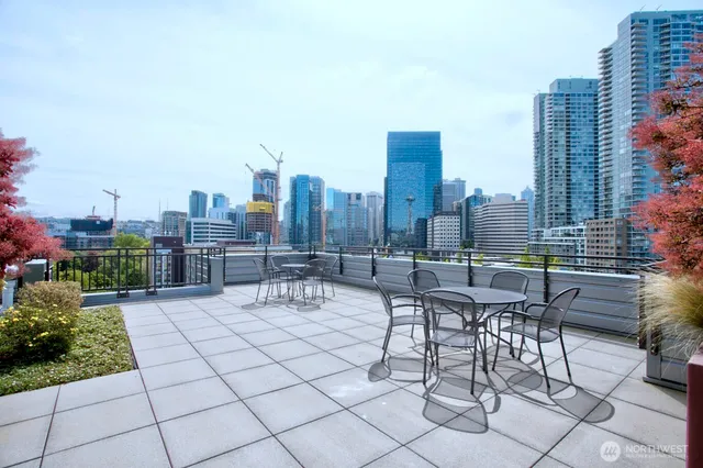 $699,900 | 699 John Street, Unit 513, Seattle, WA 98109