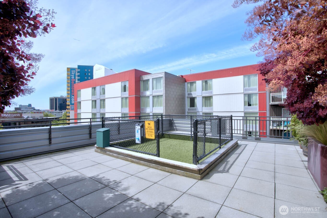 699 John Street, Unit 513 Seattle, WA 98109 - Photo 31 of 33 a view of a terrace with seating area