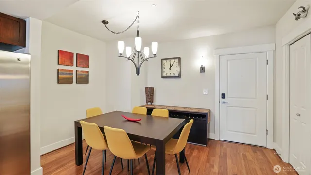 $699,900 | 699 John Street, Unit 513, Seattle, WA 98109