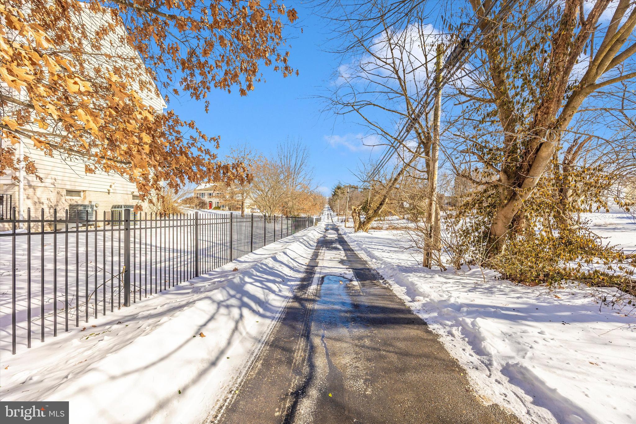 73 West Main Street New Market, MD 21774 - Photo 42 of 44 a view of a yard with wooden fence