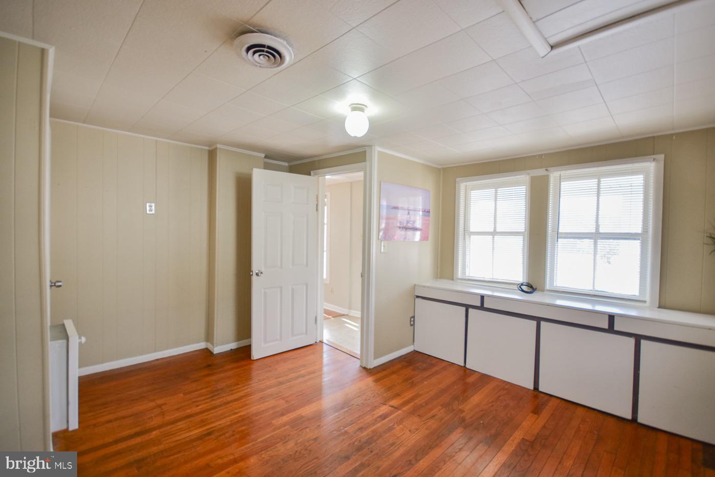 100 East 13th Avenue Ranson, WV 25438 - Photo 6 of 40