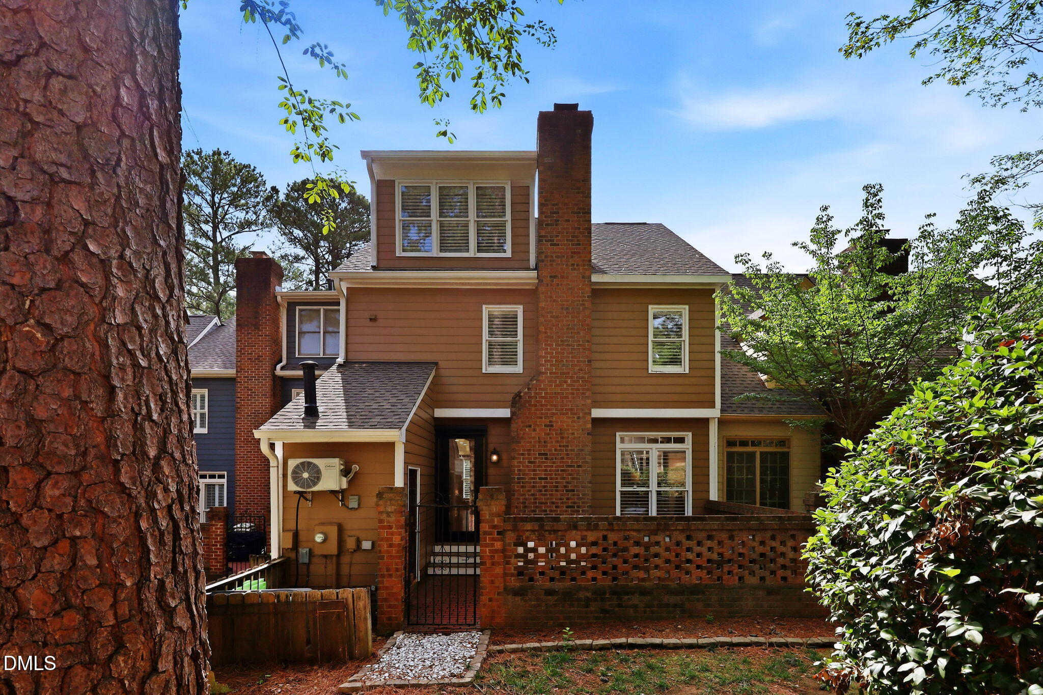 6103 Tipping Circle Raleigh, NC 27609 - Photo 39 of 47 36 - Courtyard