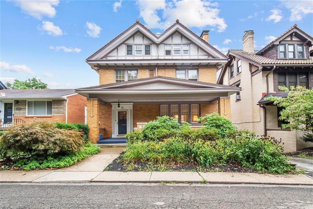 5624 Marlborough Road Pittsburgh, PA 15217 - Photo 1 of 25 front view of a house