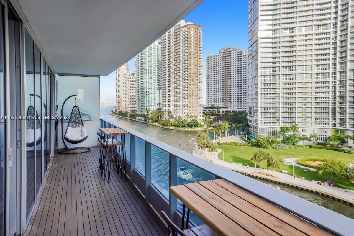 200 Biscayne Blvd Way, Unit 705 Miami, FL 33131 - Photo 1 of 23