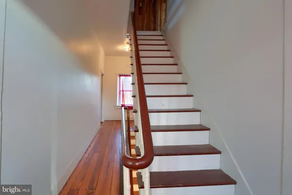 a view of front a house with entertaining space