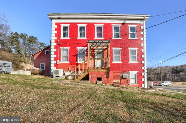 $569,900 | 3095 Turkey Valley Road, Mount Pleasant Mills, PA 17853