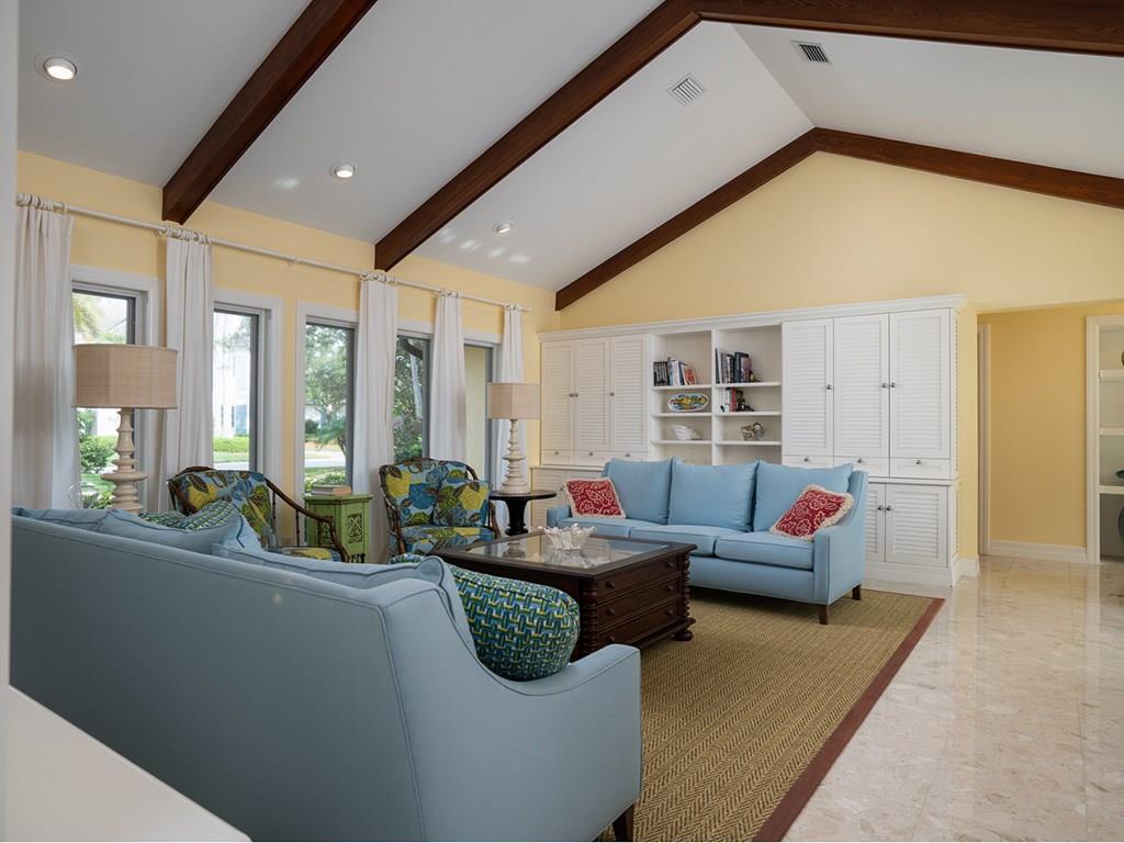 195 Spinnaker Drive Vero Beach, FL 32963 - Photo 11 of 34
