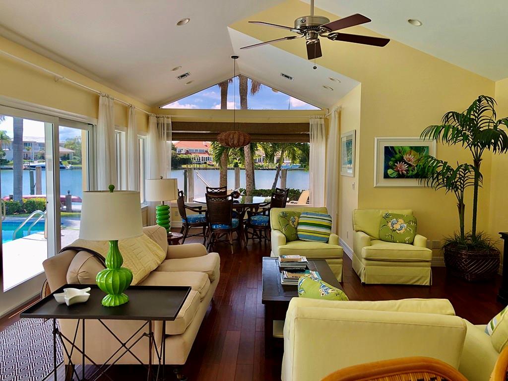 195 Spinnaker Drive Vero Beach, FL 32963 - Photo 14 of 34