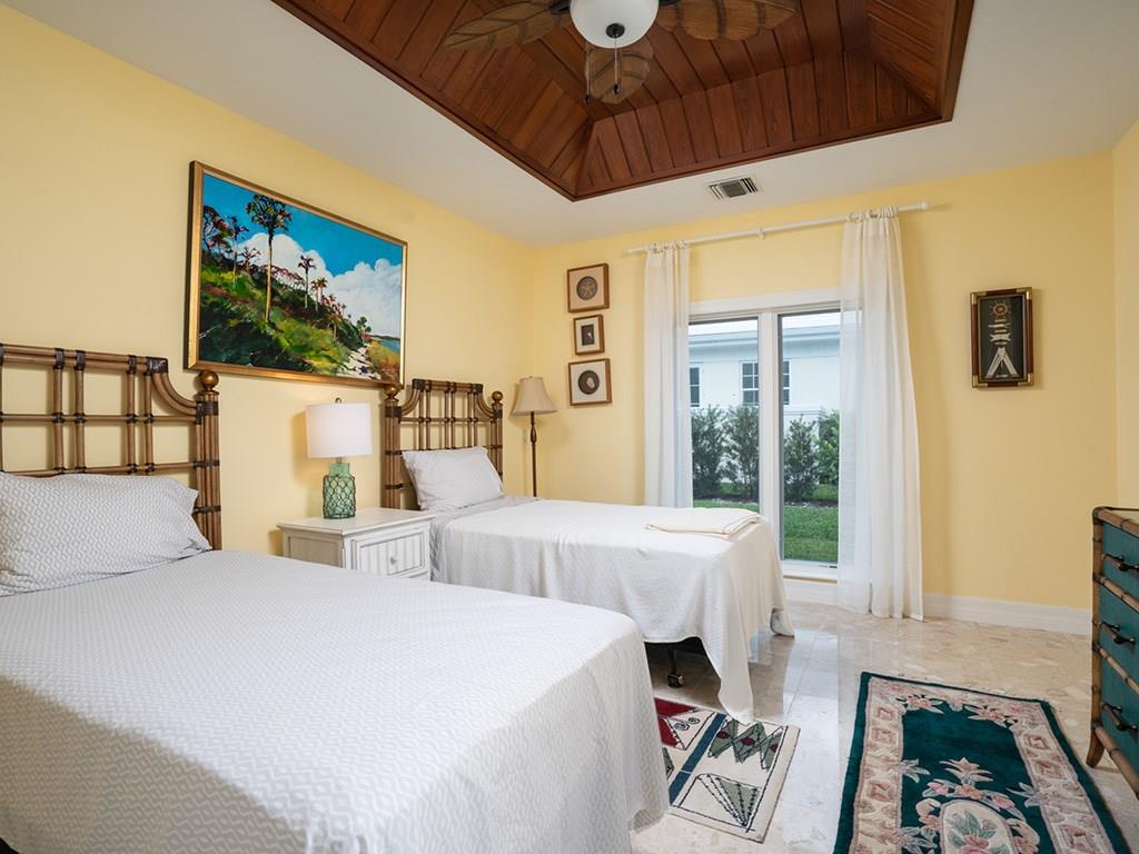 195 Spinnaker Drive Vero Beach, FL 32963 - Photo 18 of 34