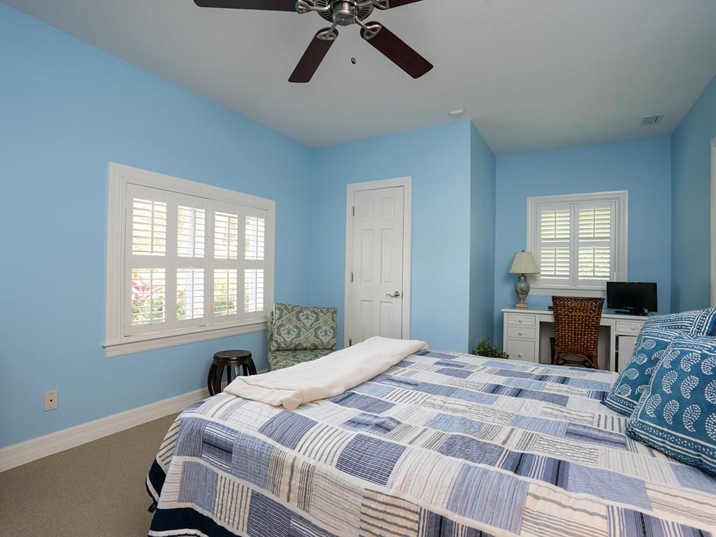 195 Spinnaker Drive Vero Beach, FL 32963 - Photo 23 of 34