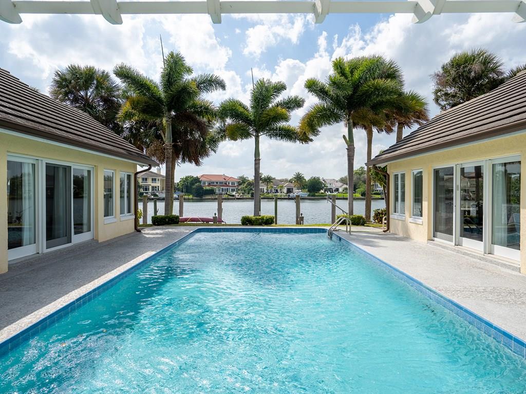 195 Spinnaker Drive Vero Beach, FL 32963 - Photo 7 of 34