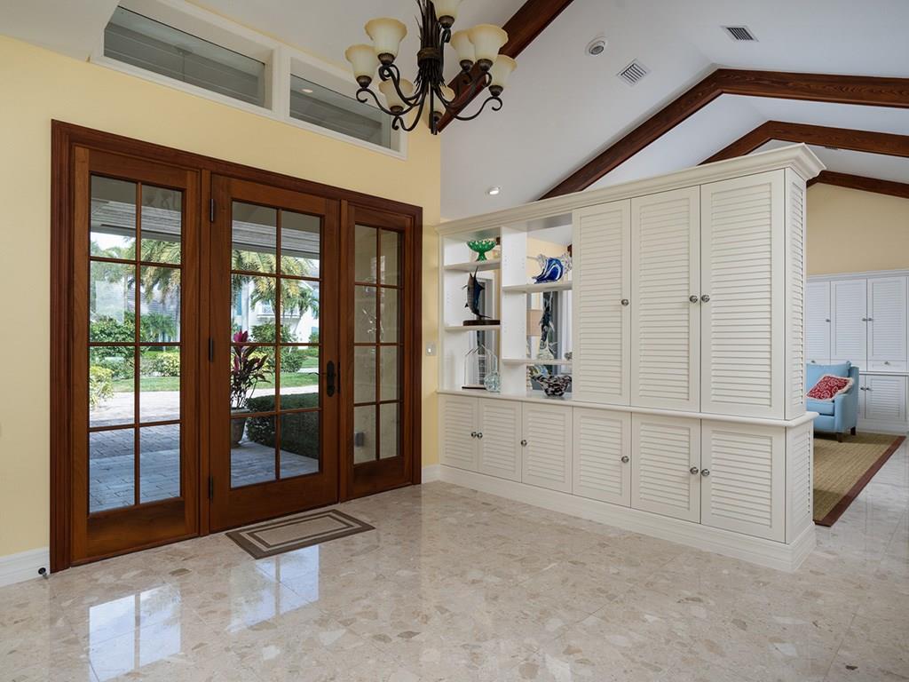 195 Spinnaker Drive Vero Beach, FL 32963 - Photo 10 of 34