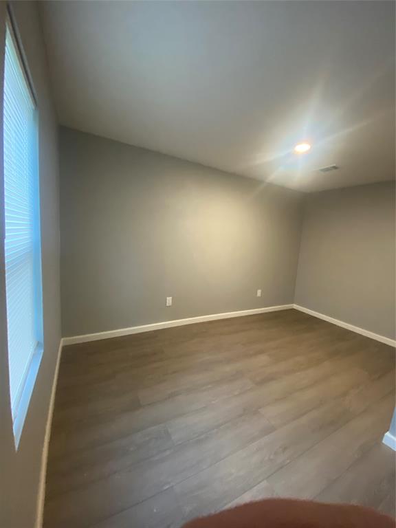 324 Hogan Lane Bellmead, TX 76705 - Photo 22 of 36
