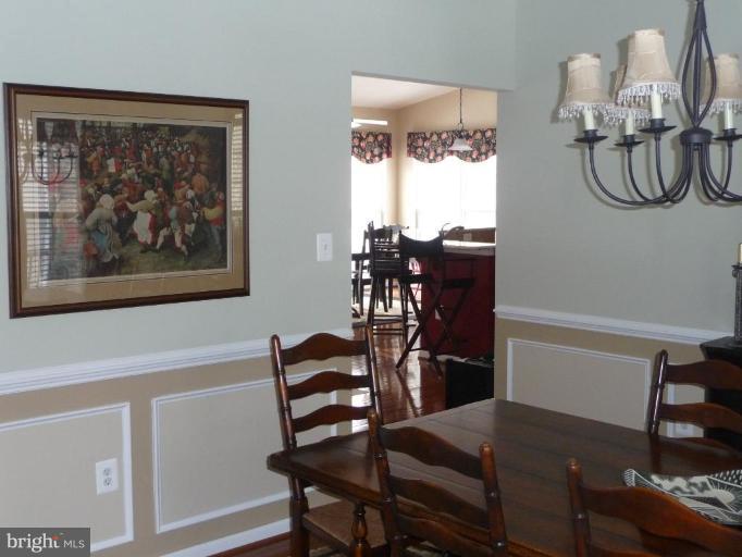 665 Parallel Road Huntingtown, MD 20639 - Photo 7 of 29 Dining Room #2