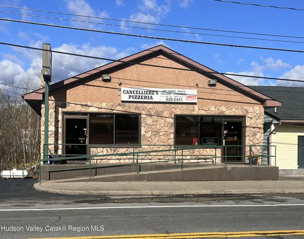 a view of a building entrance