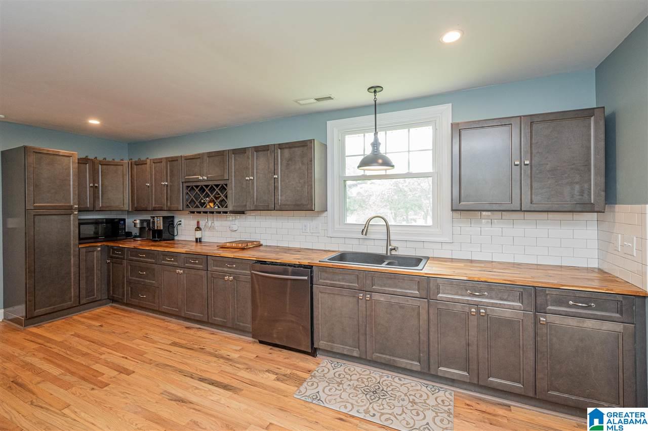 6702 Liberty Road Pinson, AL 35126 - Photo 5 of 41