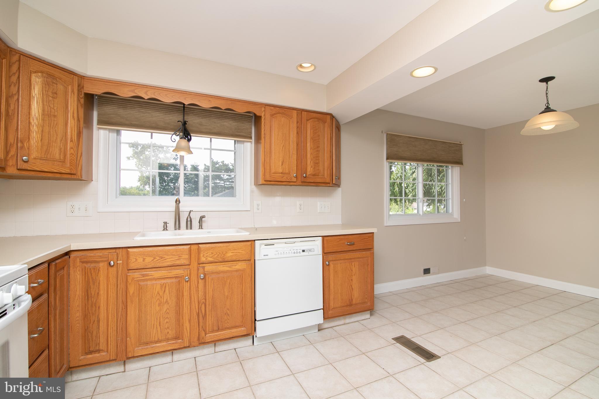 15 Albert Road Glendora, NJ 08029 - Photo 11 of 48