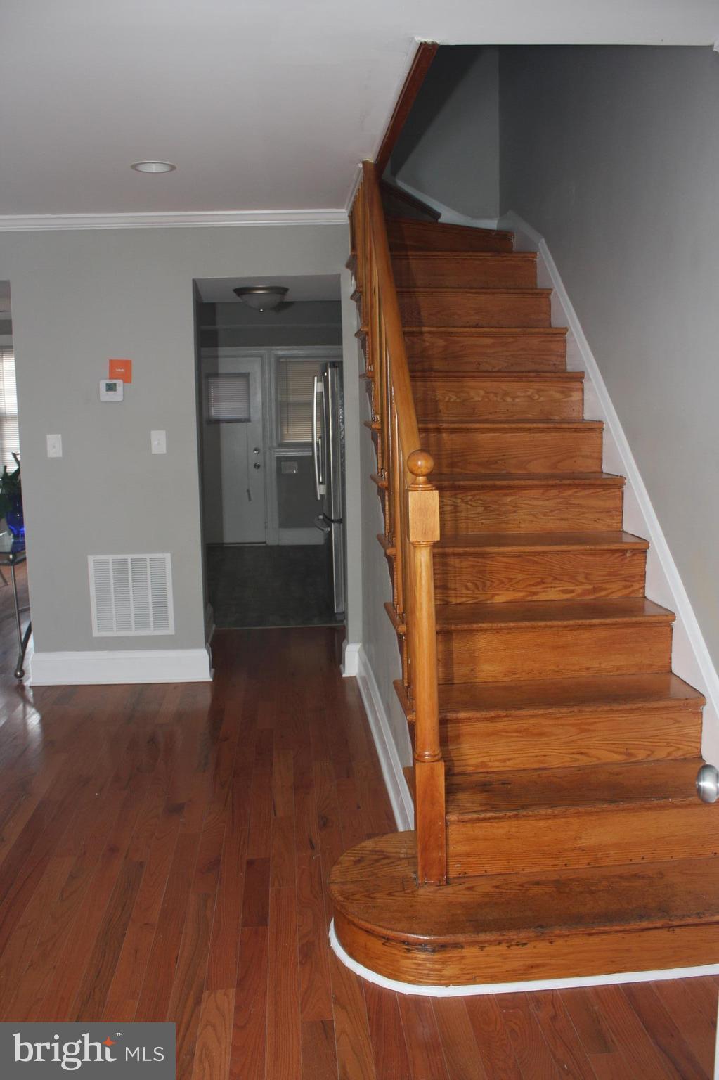 6 South Rosedale Street Baltimore, MD 21229 - Photo 25 of 29 View