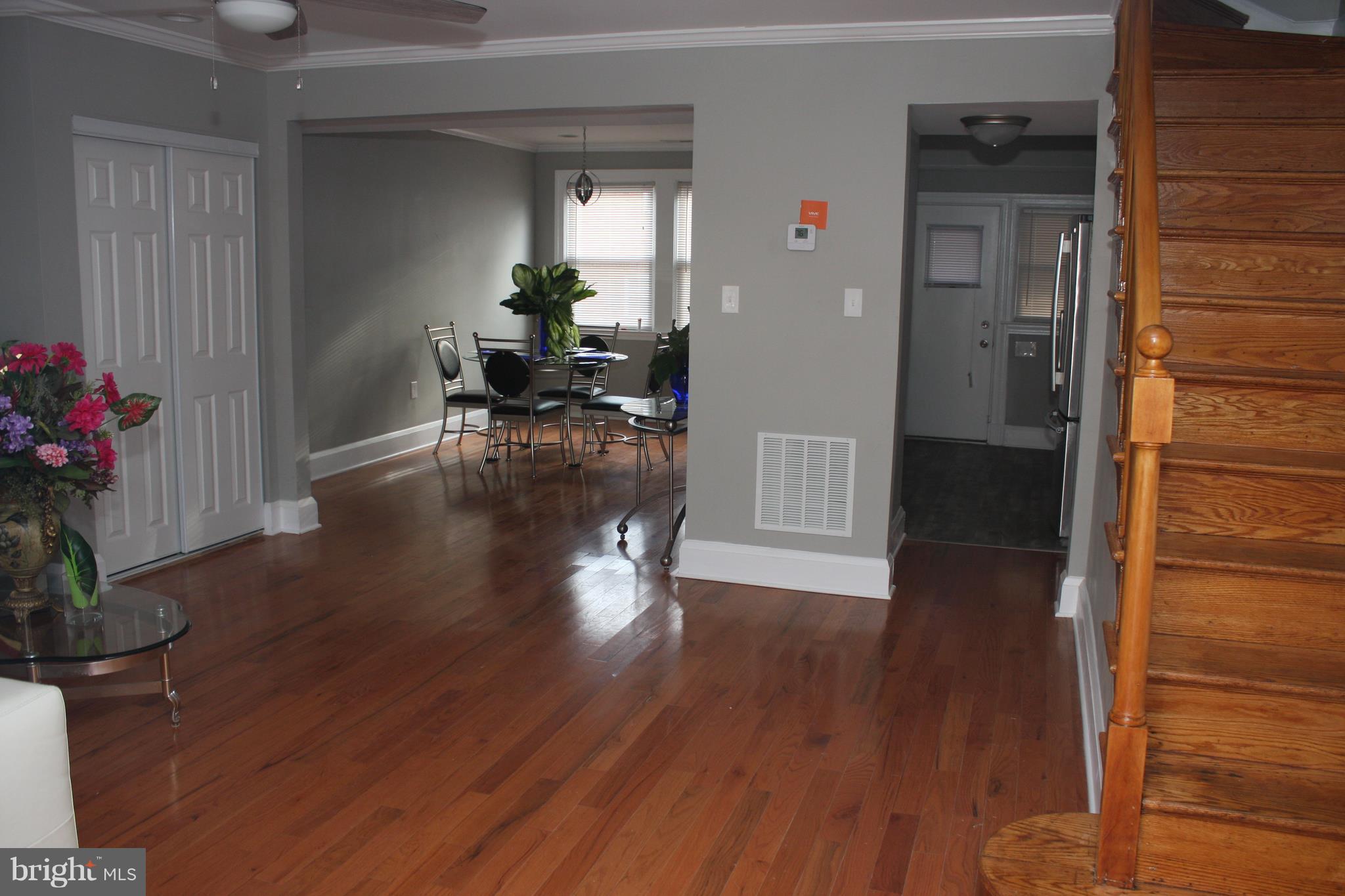 6 South Rosedale Street Baltimore, MD 21229 - Photo 5 of 29 Interior (General)
