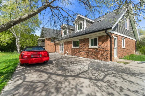 $699,000 | 2003 South Valley Spring Drive, New Berlin, WI 53151