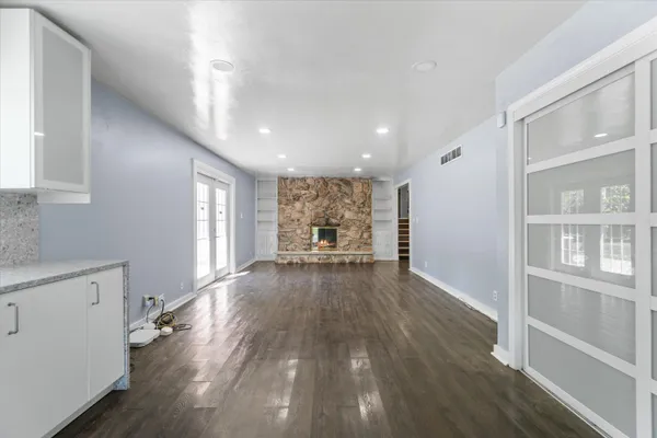 $699,000 | 2003 South Valley Spring Drive, New Berlin, WI 53151