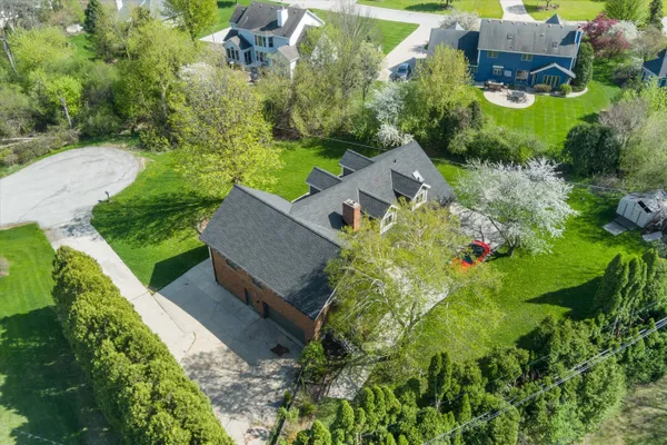 $699,000 | 2003 South Valley Spring Drive, New Berlin, WI 53151