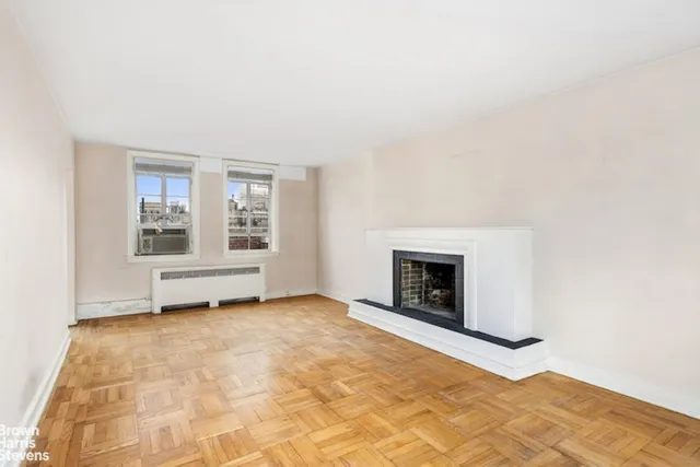 $995,000 | 1060 Park Avenue, Unit PHB | Upper East Side
