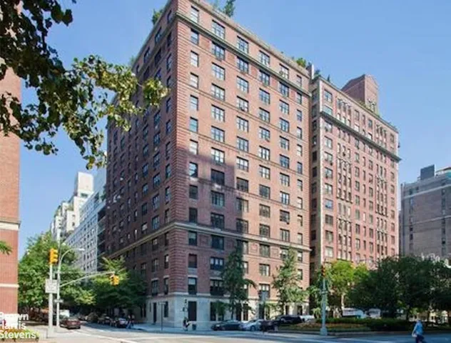 $995,000 | 1060 Park Avenue, Unit PHB | Upper East Side